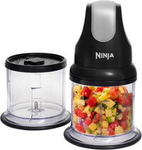 Ninja Food Chopper Express Chop with 200-Watt, 16-Ounce Bowl for Mincing, Chopping, Grinding, Blending and Meal Prep (NJ110GR)
